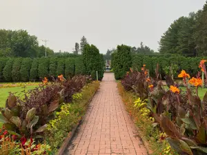 Clemens Gardens