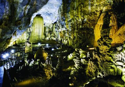 Động Thiên Đường Paradise Cave