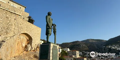 Andrea Miaoulis Monument