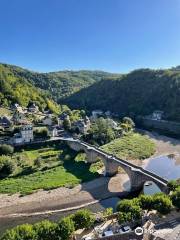 Estaing Castle