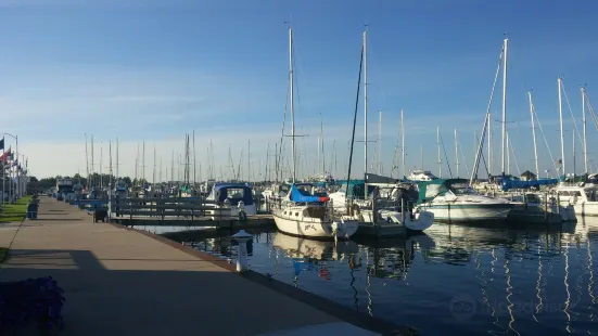 Menominee Marina