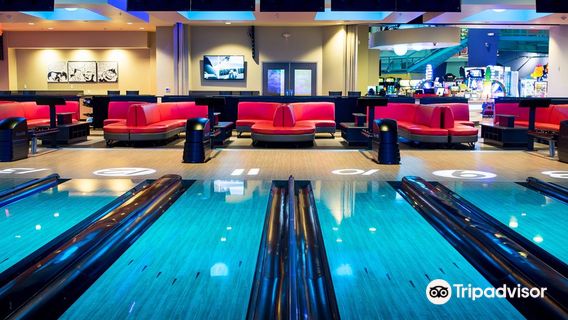 Tukwila Family Fun Center & Bullwinkle's Restaurant