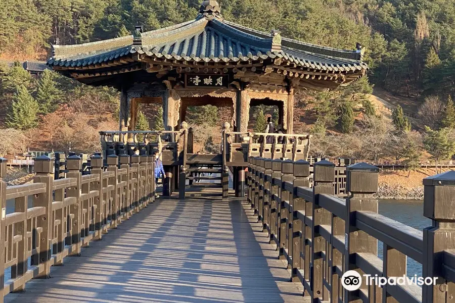 Weolyeonggyo Bridge