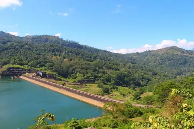 Hotels near Kotmale Dam