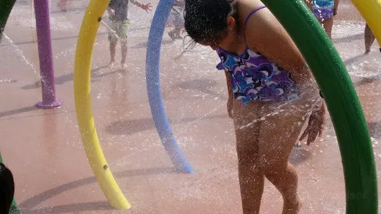 Freddy Gonzalez Memorial Park Splash Playground