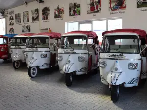 Tuk Tuk Lauwersoog