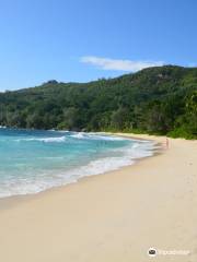 Baie Lazare Public Beach