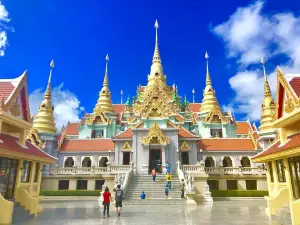 Phra Mahathat Chedi Pakdee Prakas