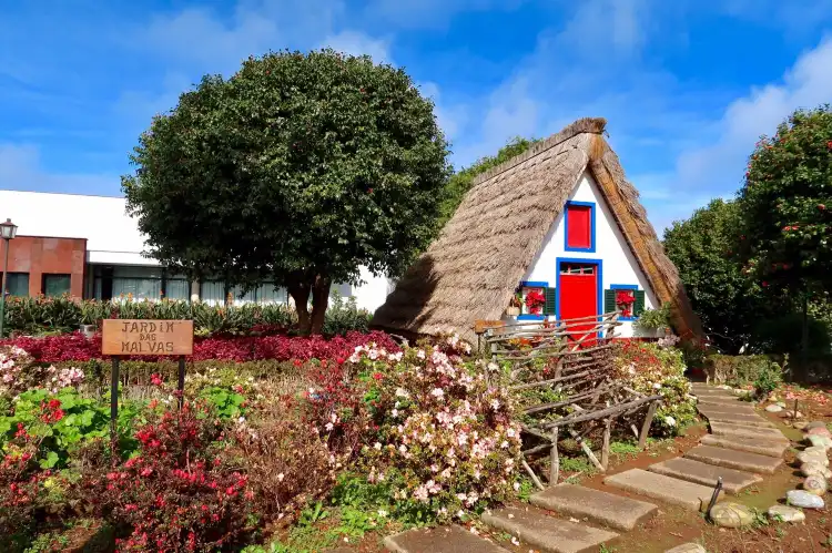Hotels near Casas Típicas de Santana