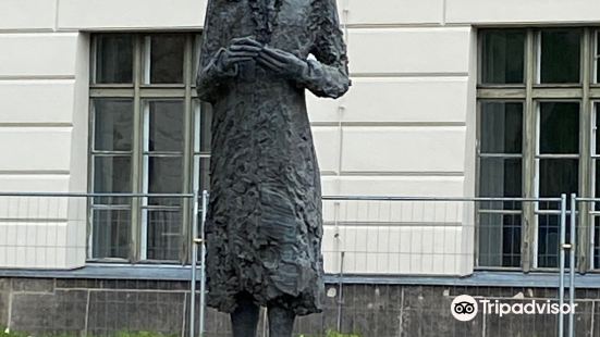 Lise Meitner Denkmal