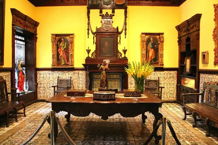 Các khách sạn gần Casa de Aliaga