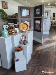 Yaquina Art Gallery and Gift Shop