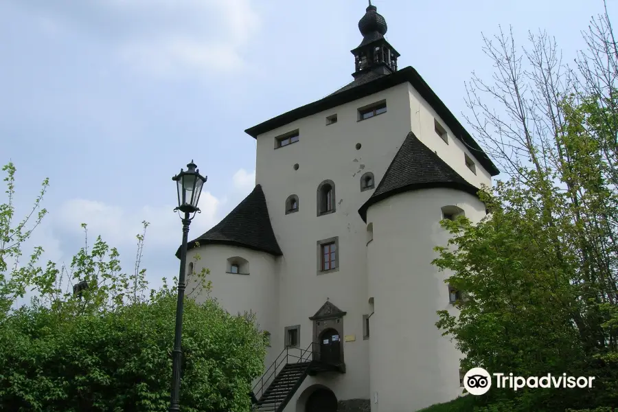 Neues Schloss Schemnitz