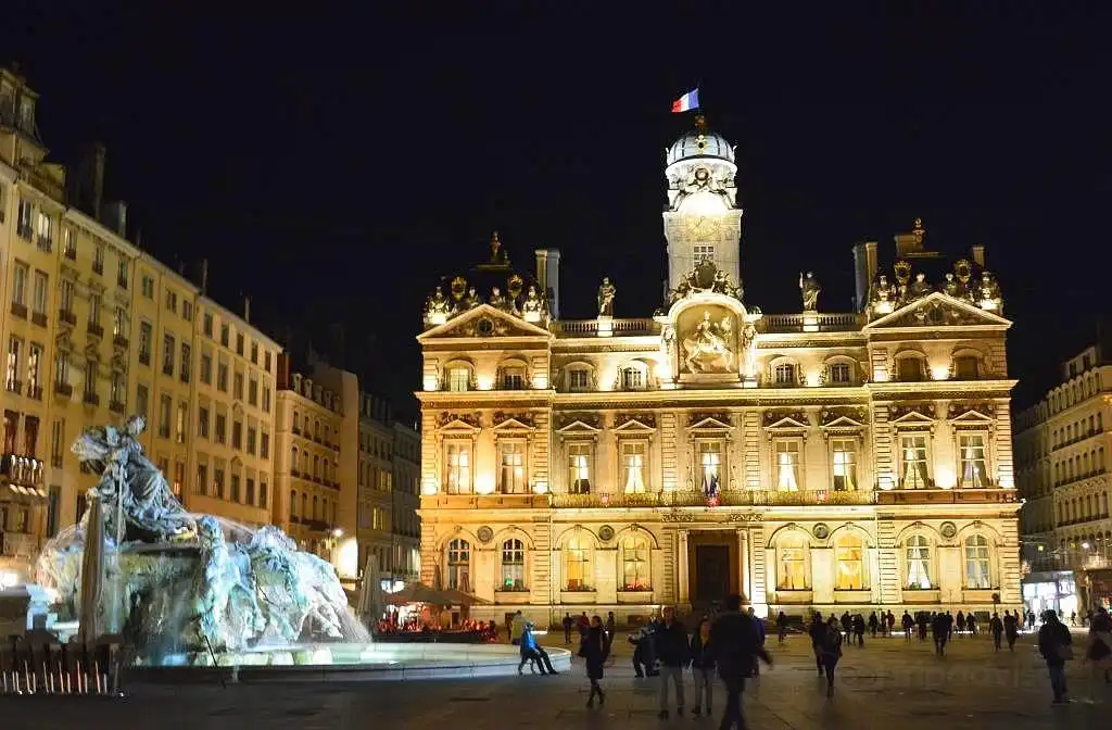 Hotel in zona Fontana Bartholdi