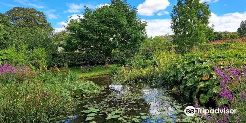 Priory Maze and Gardens