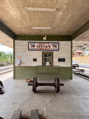 Cantón de Atenas