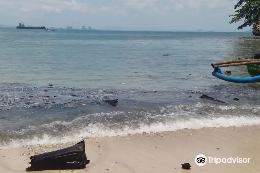 Pantai Teluk Penyu Cilacap