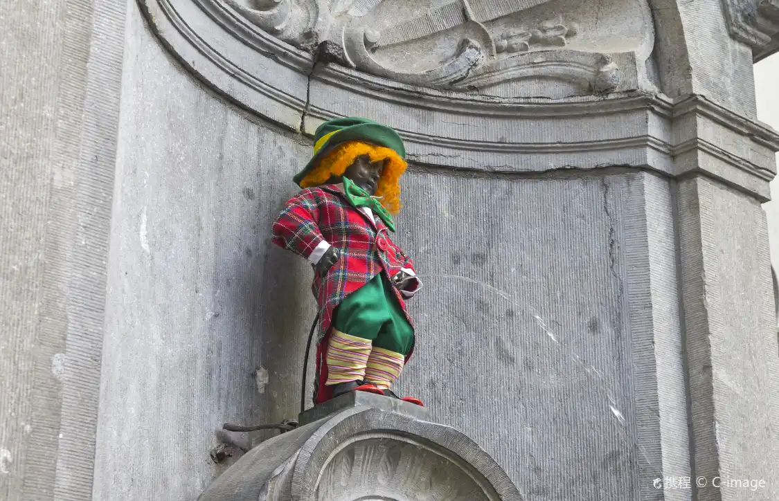Hotels near Manneken Pis