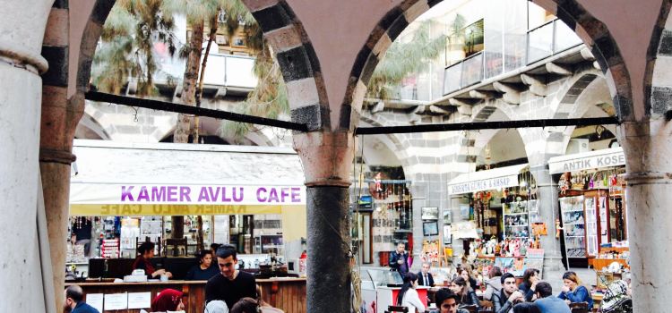 Kamer Avlu Cafe
