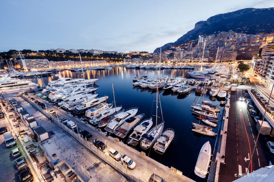 Dusseldorf to Monte Carlo Flights