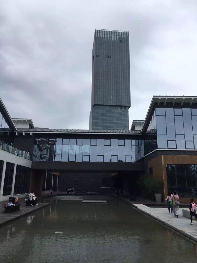 科利烏爾鎮