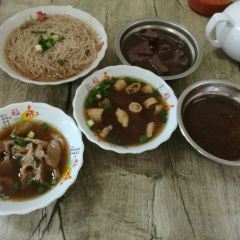 林依嫩名牌猪血化(富商世家店) User Photo