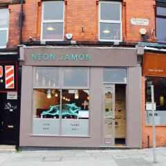 Neon Jamon User Photo