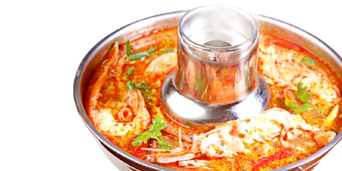 Somboon Seafood Central Embassy image 2