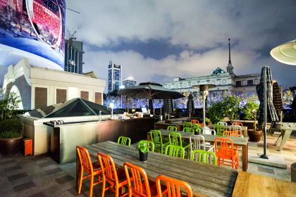 Beef & Liberty ( Shanghai Centre ) Burgers