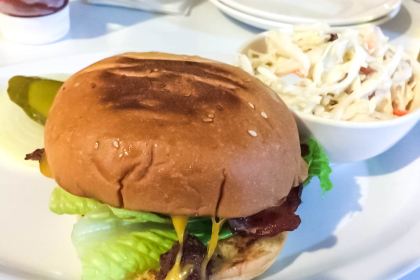 American Pizza & Grill