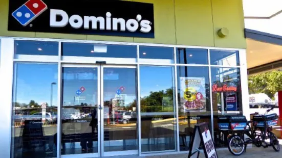 Domino's Pizza Crestwood Plaza
