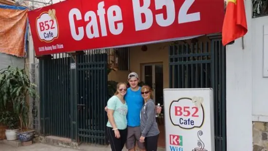 Cafe B52