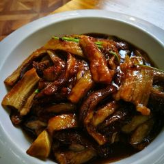 MINGUOHAIXIANJIAOZILOU User Photo