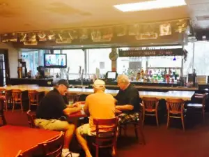 Caddyshak Sports Bar & Grille