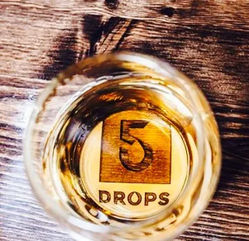 5 Drops Bar