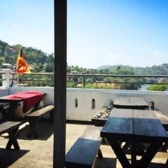 Slightly Chilled Lounge Bar (Bamboo Garden) User Photo