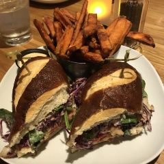 The Raven Bistro User Photo