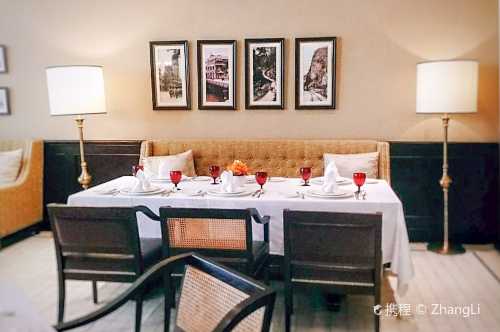 Colonial Cafe