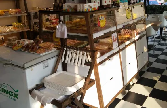 一鳴真鮮奶吧（長治路店）