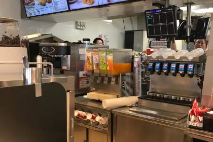 肯德基(新泰和店)