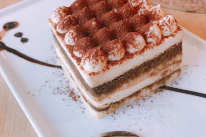 必胜客(青年路店)