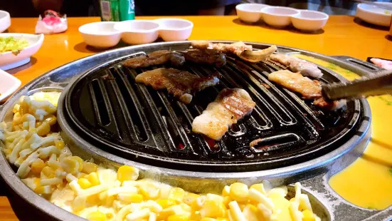 欧巴家炭烤肉(湖滨广场店)