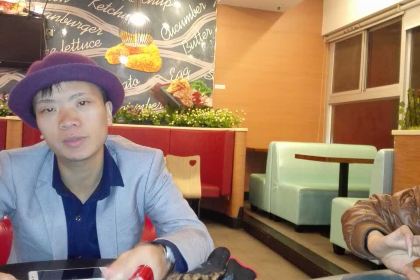 DE YI BAO HOU ZHAI DIAN