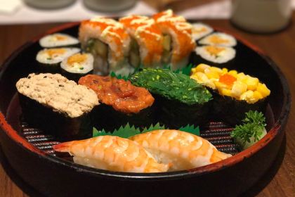 仓桥家·锅物·寿司(黄石武商MALL店)