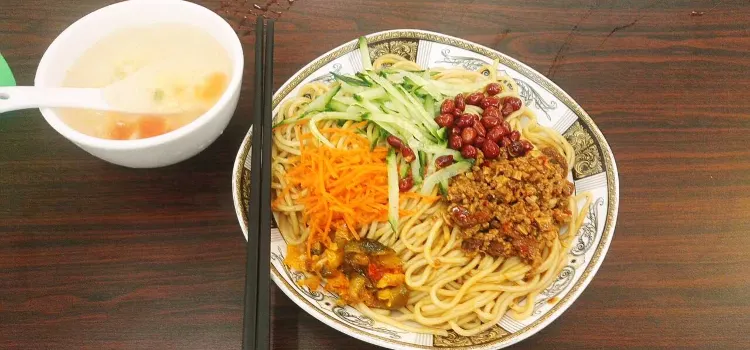 百味大廚黃燜雞米飯/老北京炸醬麪