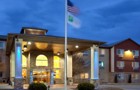 智選假日套房酒店斯科次布拉夫- GERING