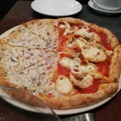Pizza 4P’s Le Thanh Ton User Photo