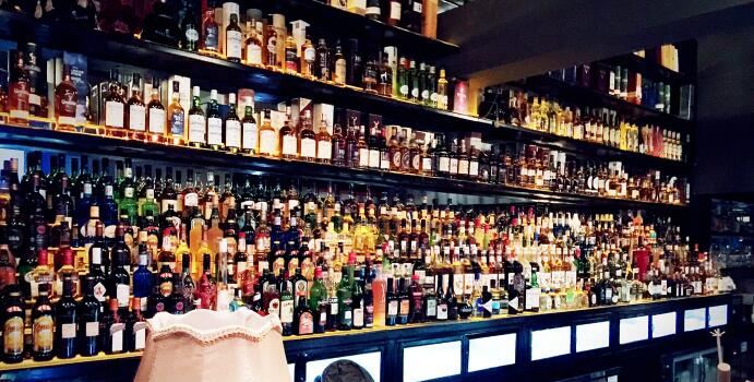 TIKI COCOTAIL & WHISKY & COFFEE