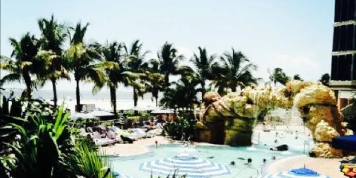 Bongo’s Beach Bar and Grill