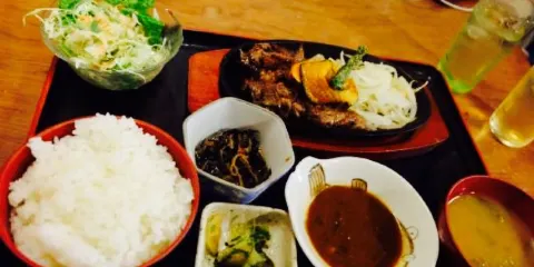 Honkeyumeya Ogimachiten